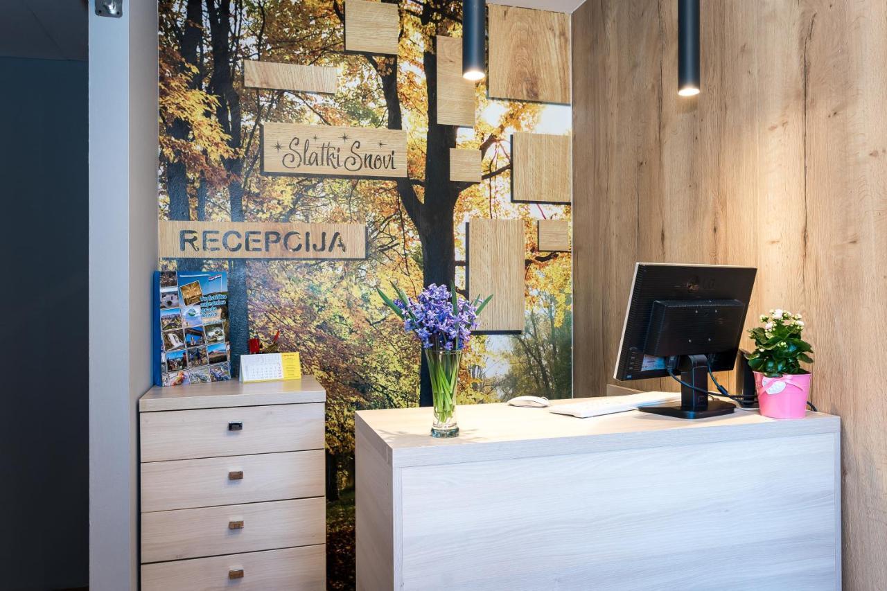 Guest House Slatki Snovi Knin Εξωτερικό φωτογραφία