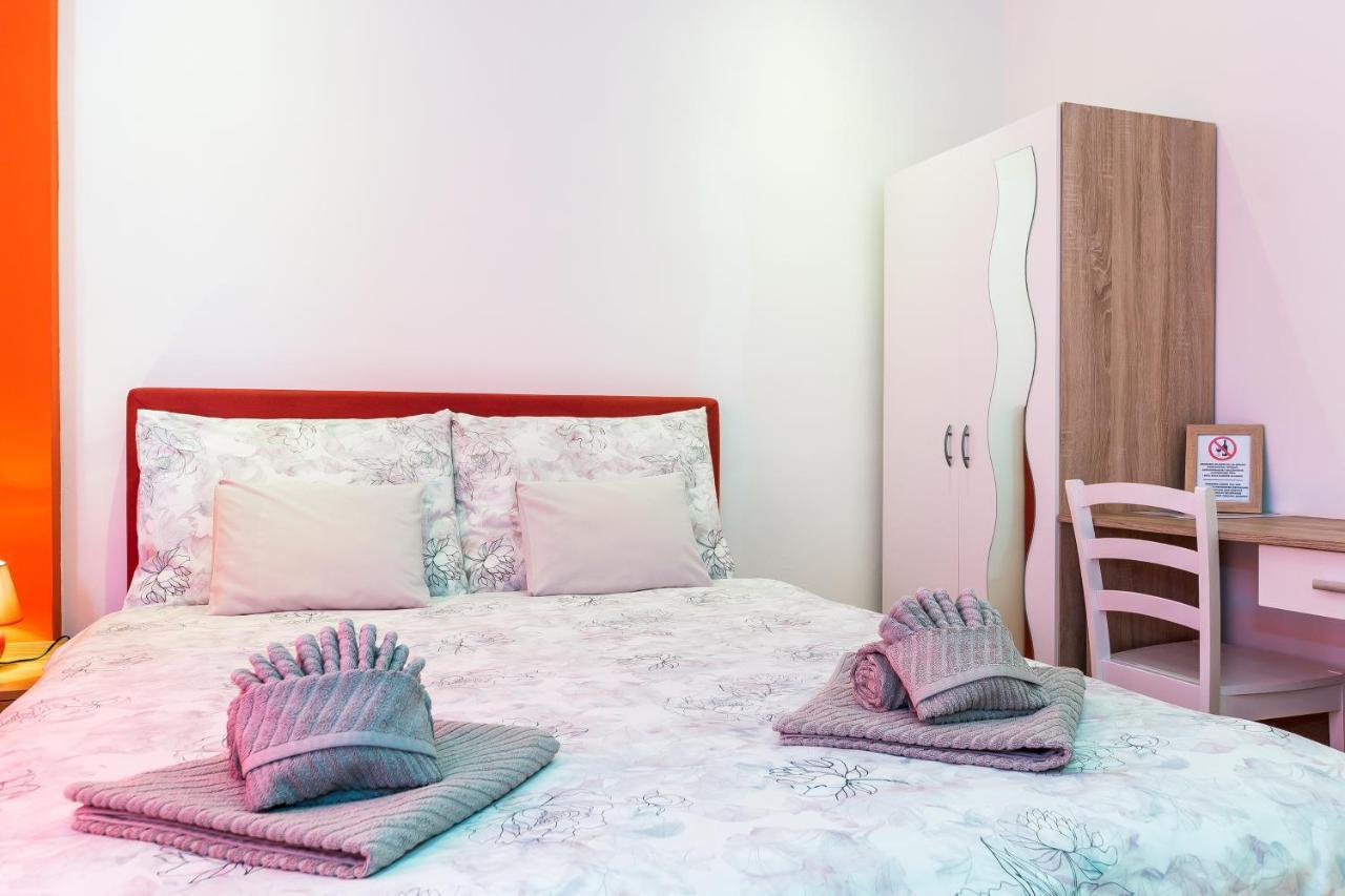 Guest House Slatki Snovi Knin Εξωτερικό φωτογραφία
