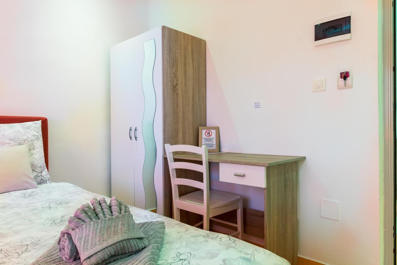 Guest House Slatki Snovi Knin Εξωτερικό φωτογραφία