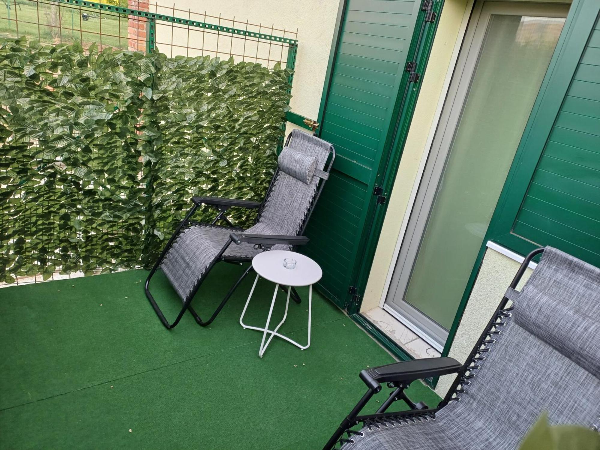 Guest House Slatki Snovi Knin Εξωτερικό φωτογραφία