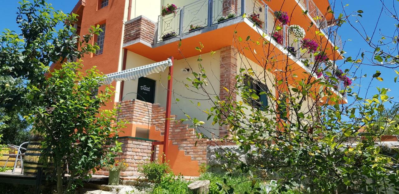Guest House Slatki Snovi Knin Εξωτερικό φωτογραφία